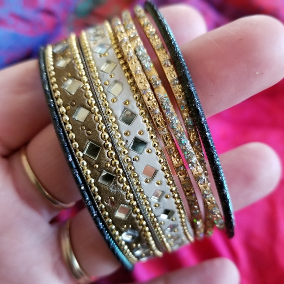 Bangle bracelet bundle gold tone black with mirrors - Picture 2 of 9